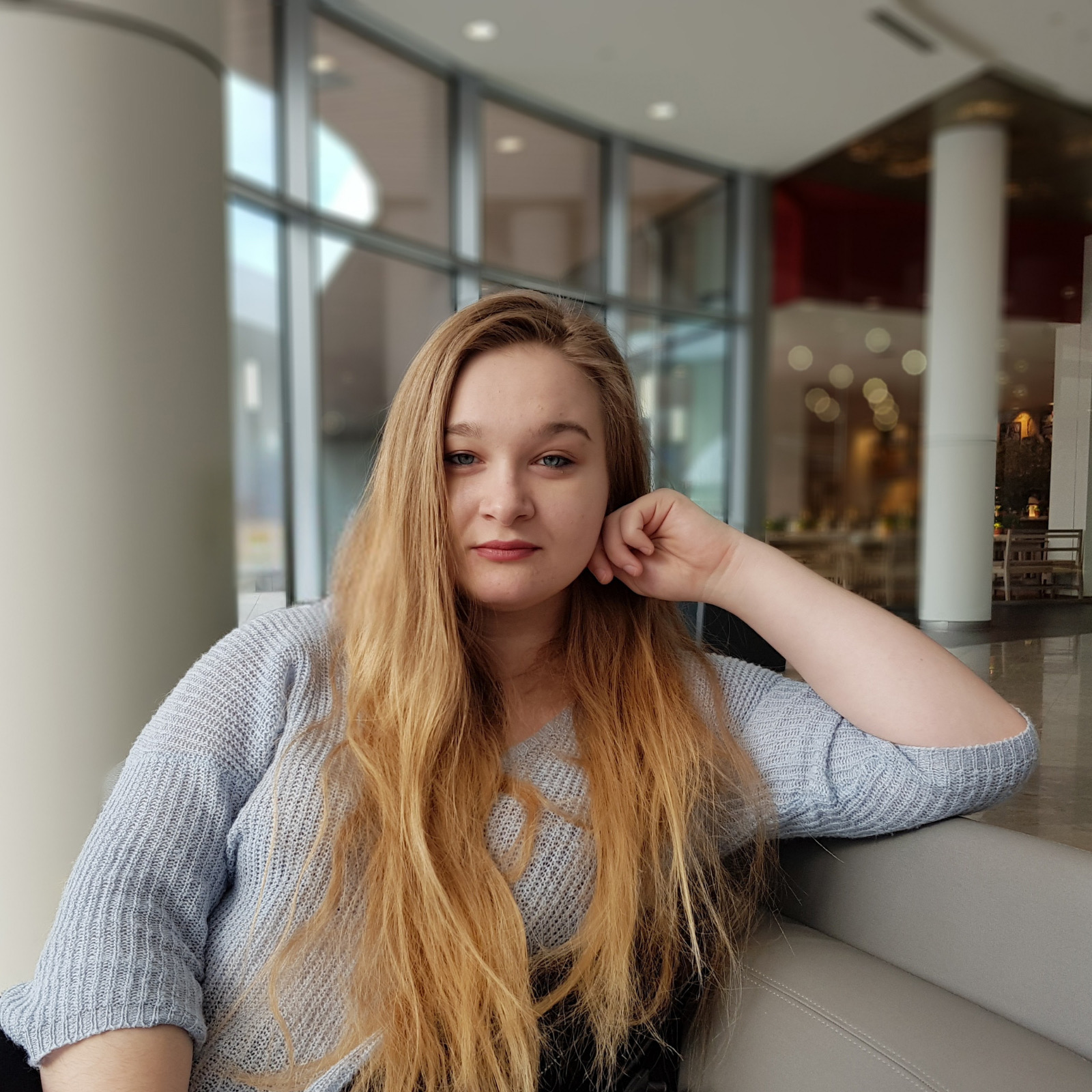 Daniela - Graphic Designer